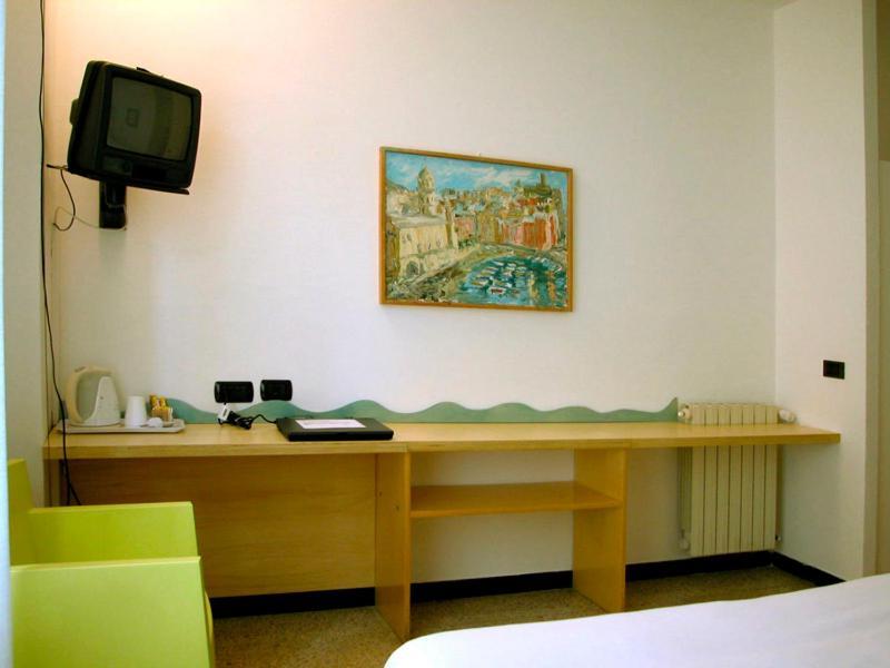 Tonino 3* Vernazza